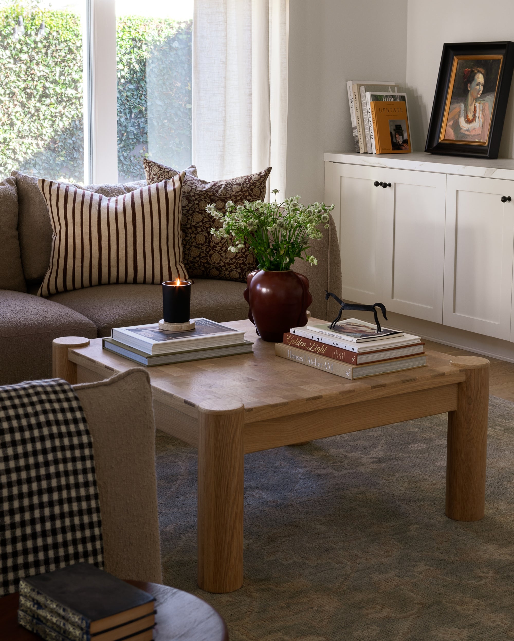 renee coffee table