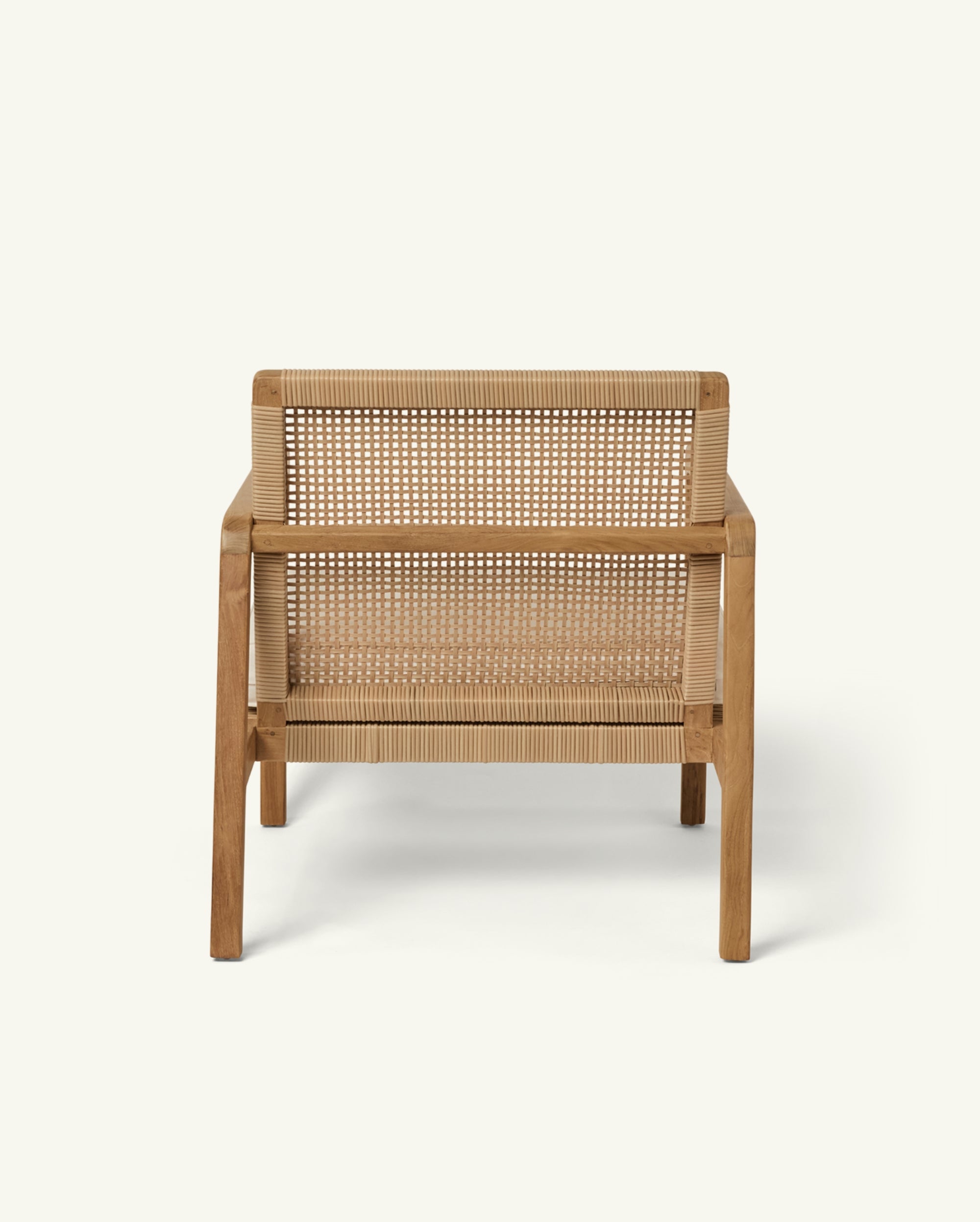 lounge by pure salt