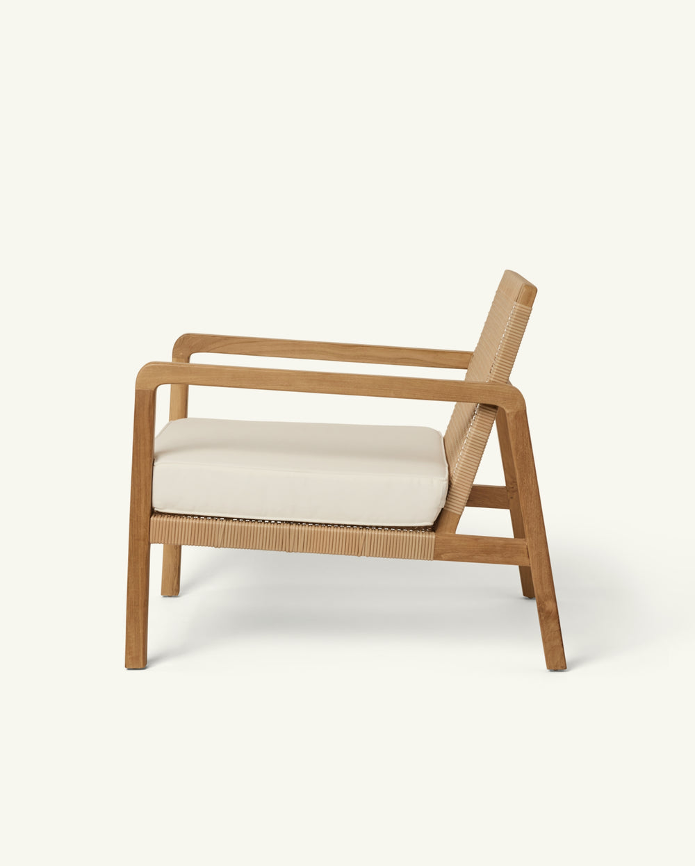 lounge by pure salt